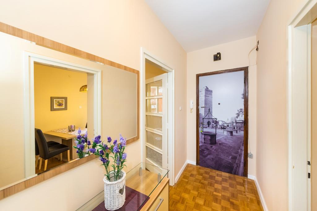 Apartment Colona Zadar Habitación foto